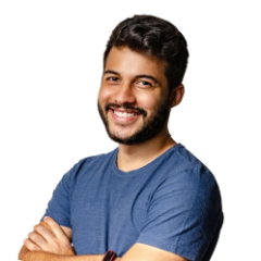 Rahat bir gömlek giymiş adam, bir L&D uzmanını temsil ediyor.